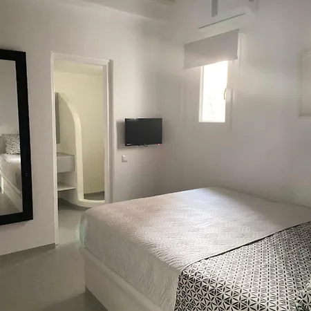 Mykonian Luxury Azure W Sea View And Pool Villa *